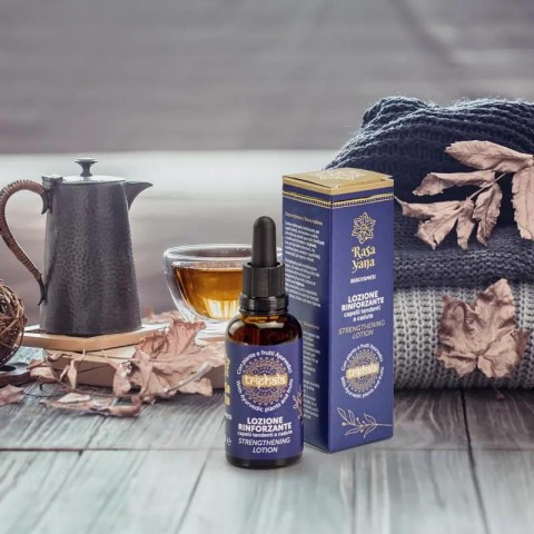 Vahvistava voide lentäville hiuksille Triphala, Rasayana Biocosmesi, 50ml